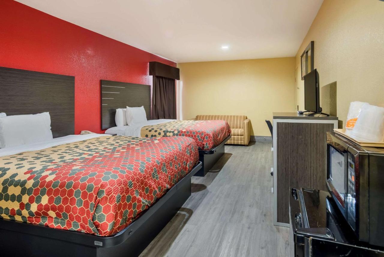 Econo Lodge Lake Charles University Area Exterior photo